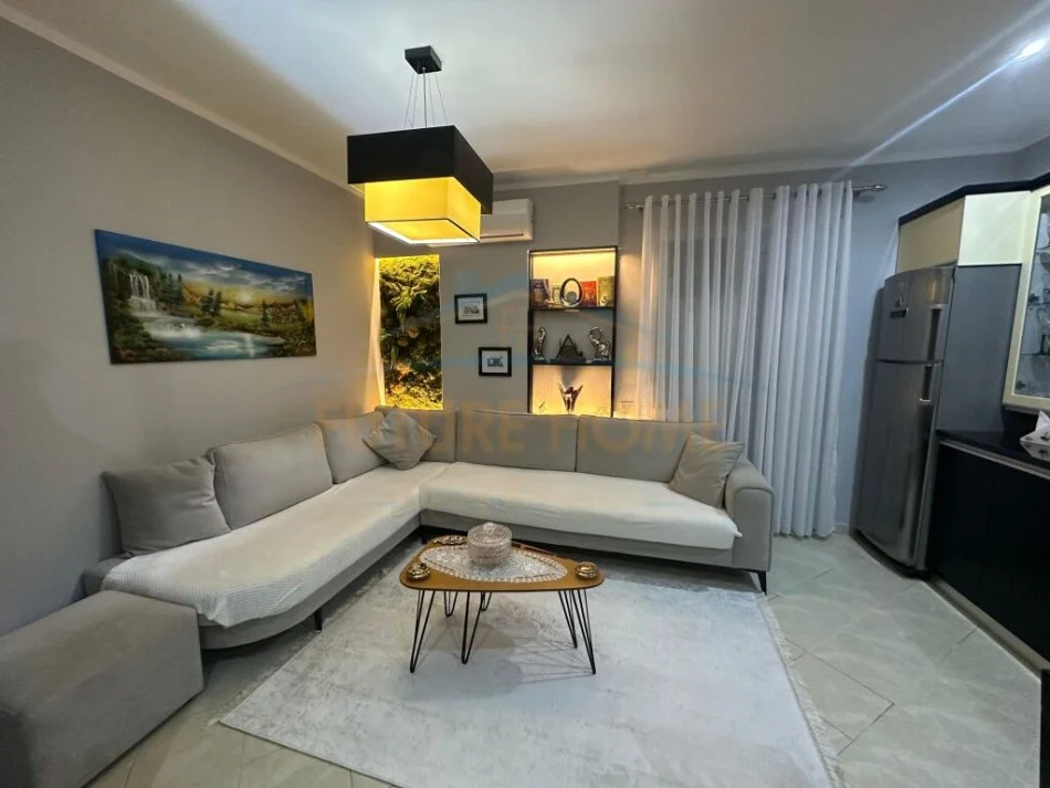 Durres, shitet apartament 2+1+Ballkon Kati 3, 104 m² 130.000 € (Spitali Rajonal,Durres)