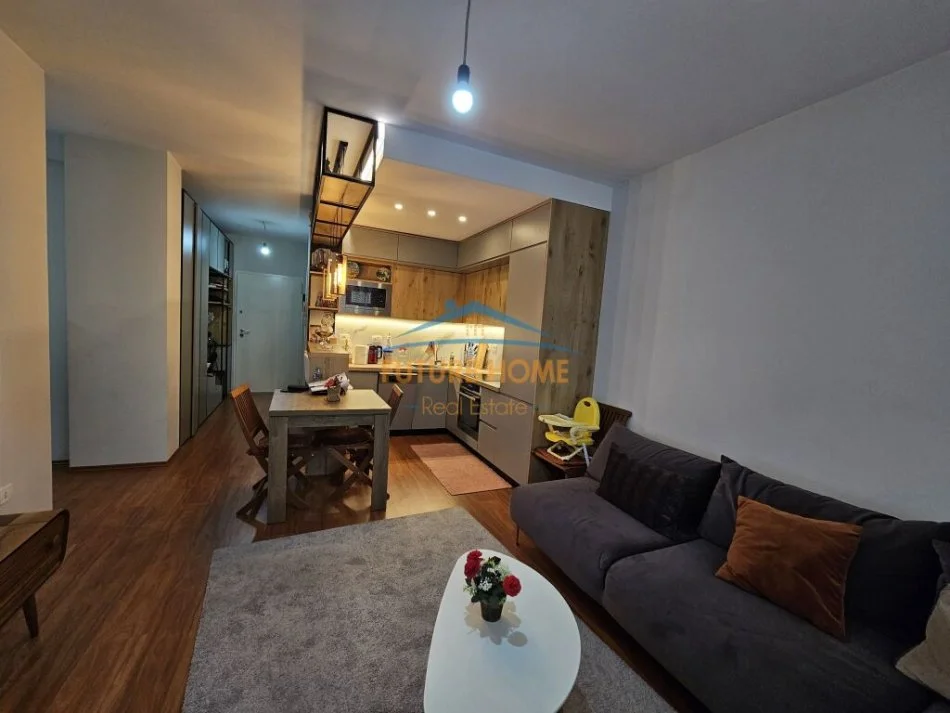 Tirane, shitet apartament 2+1+Aneks+Ballkon Kati 7, 108 m² 200.000 € (Siri Kodra)