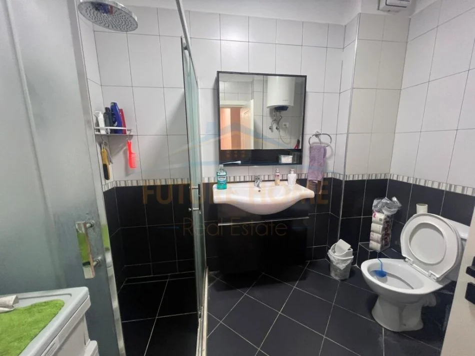 Tirane, shitet apartament 2+1+Aneks+Ballkon Kati 1, 114 m² 229.000 € (Zogu i Zi)