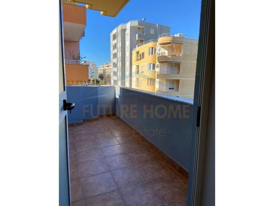 Durres, shitet apartament 1+1 Kati 4, 58 m² 75.000 € (PLAZH ILIRIA)