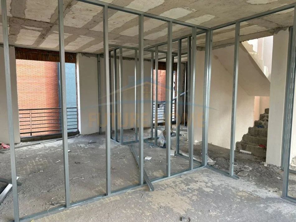 Tirane, shitet Vile 3 Katshe , 314 m² 375.000 € (Roses Residence, Tiranë FARKE E VOGEL)