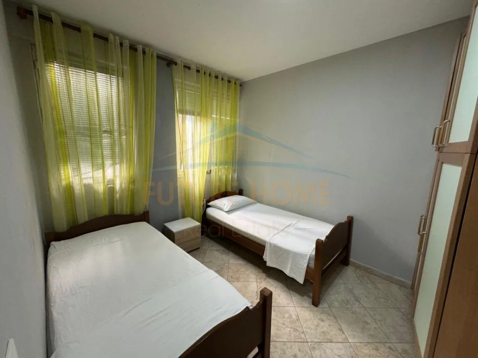 Qerret, jepet me qera apartament 2+1 Kati 0, 85 m² 630 € 