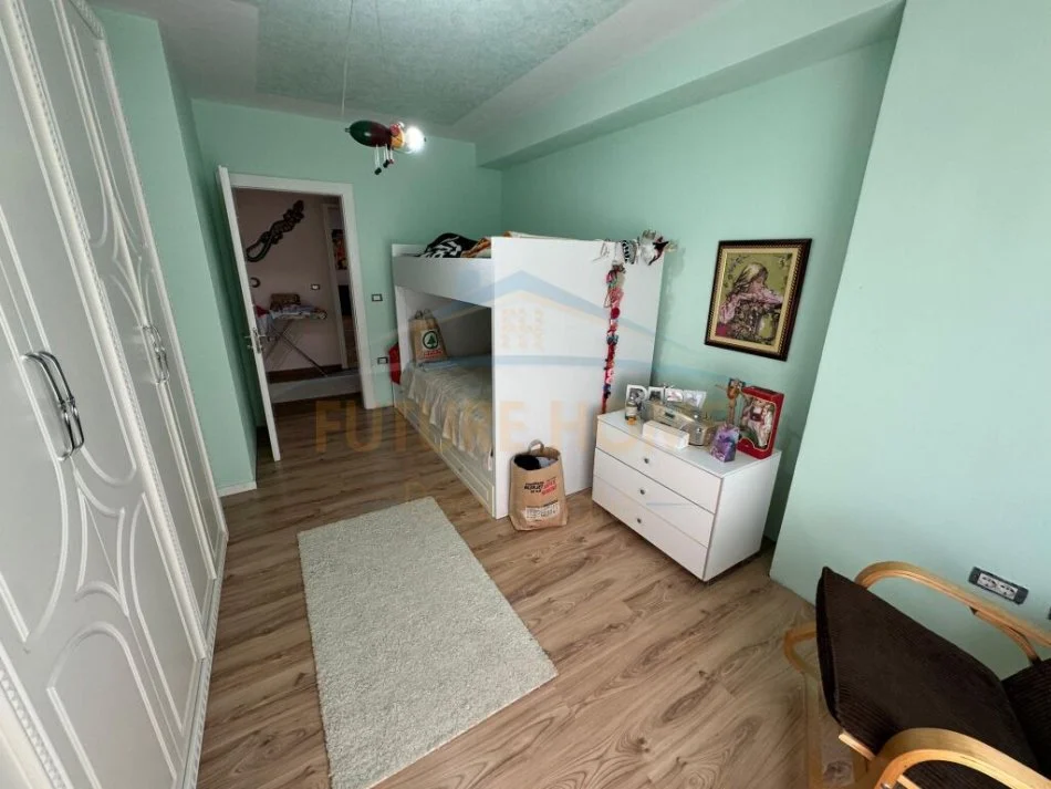 Durres, shitet apartament 2+1 Kati 1, 136 m² 130.000 € (Kopshti Ivina)