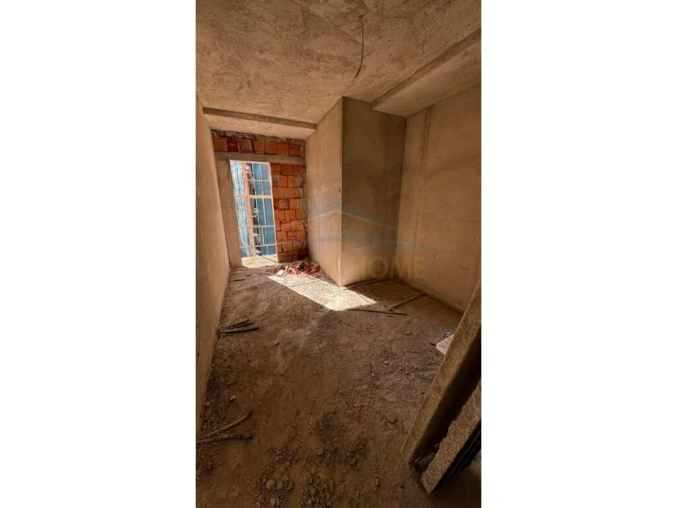 Tirane, shes apartament 2+1 Kati 7, 93 m² 220.000 € (Hoxha Tahsim)