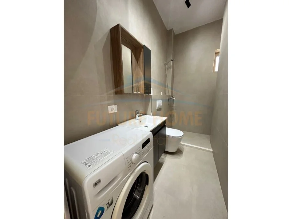 Tirane, jepet me qera apartament 2+1+Aneks+Ballkon Kati 2, 85 m² 400 € (Fresk)