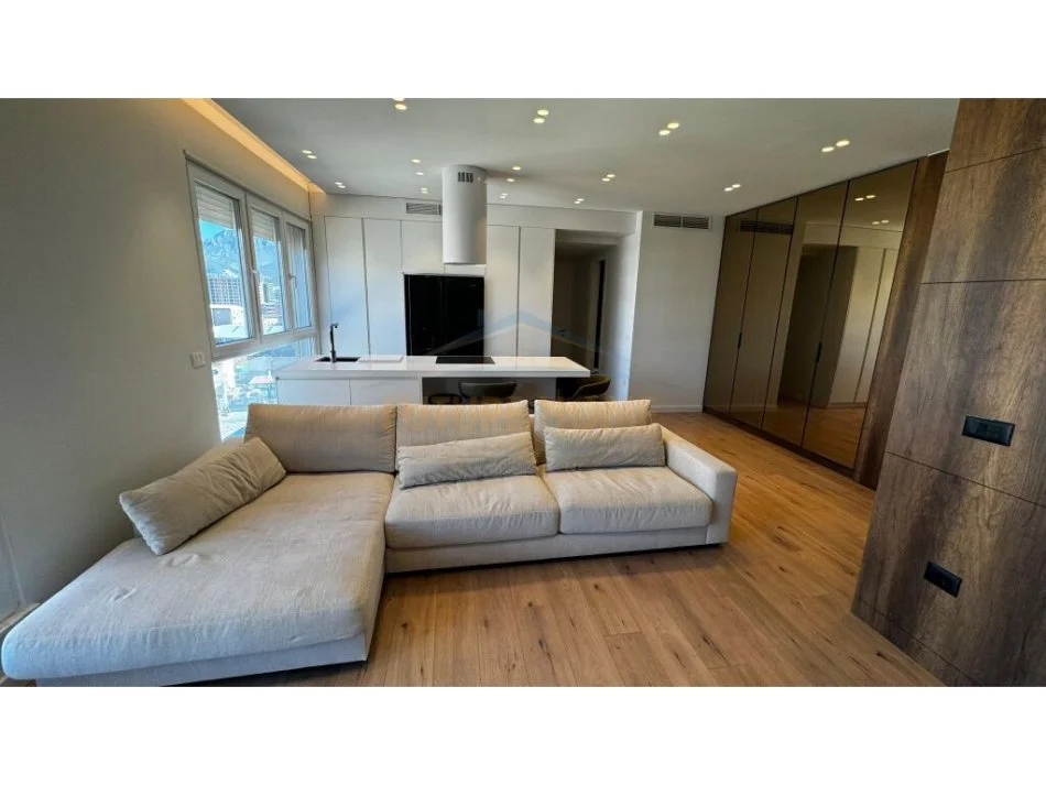 Tirane, shes apartament 1+1+Aneks+Ballkon Kati 4, 71 m² 155.000 € (Karl Gega)