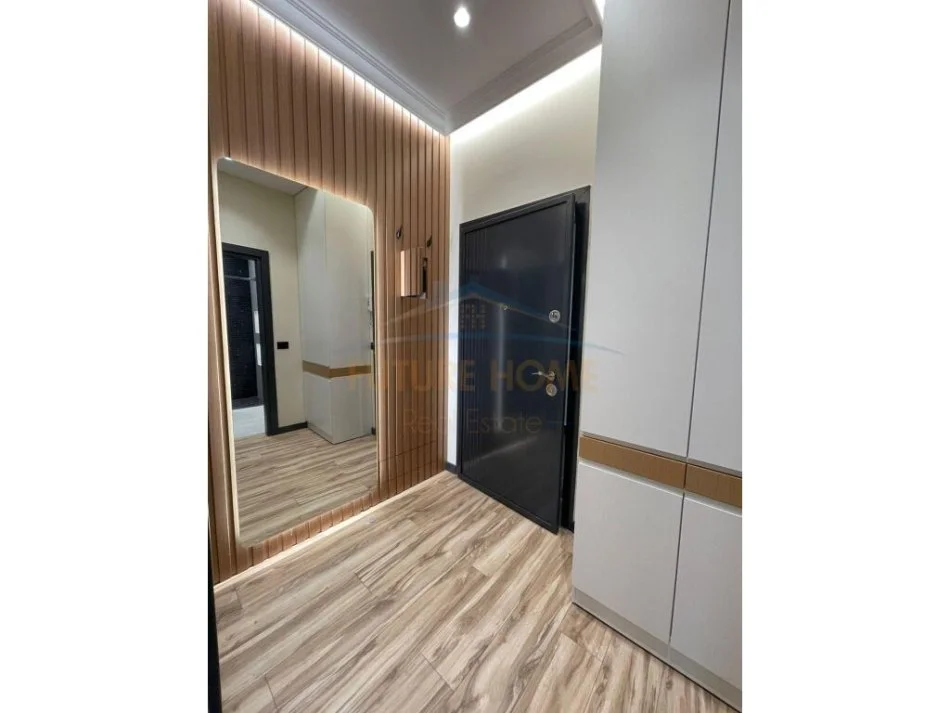 Tirane, jepet me qera apartament 1+1+Aneks+Ballkon Kati 5, 73 m² 1.000 € (Rruga e Kavajes)