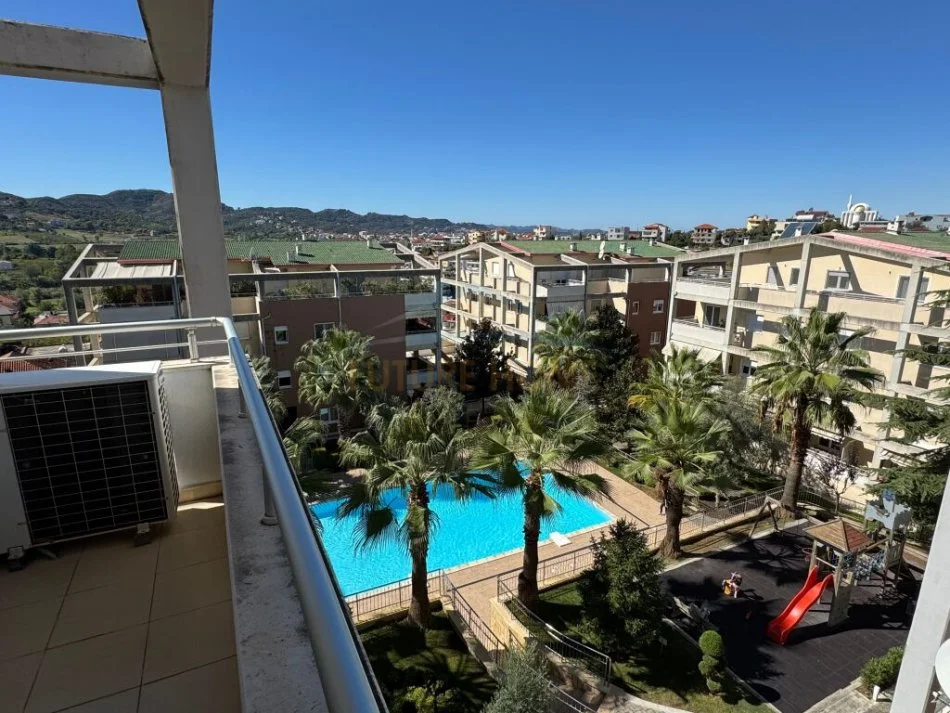 Tirane, jepet me qera apartament 3+1+Ballkon Kati 3, 186 m² 1.400 € 