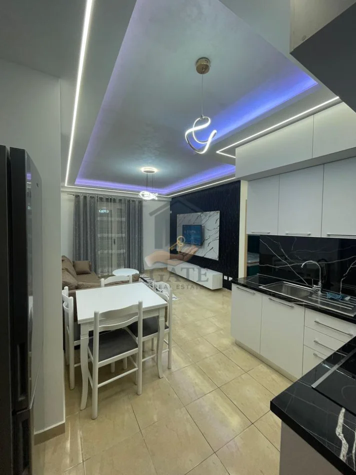 Durres, jepet me qera apartament 1+1 Kati 2, 70 m² 400 € 