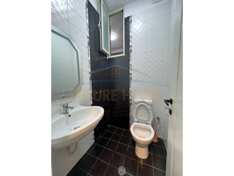 Tirane, shitet apartament 2+1+2+Post Parkimi Kati 4, 102 m² 230.000 € (LIQENI I THATE TIRANE)