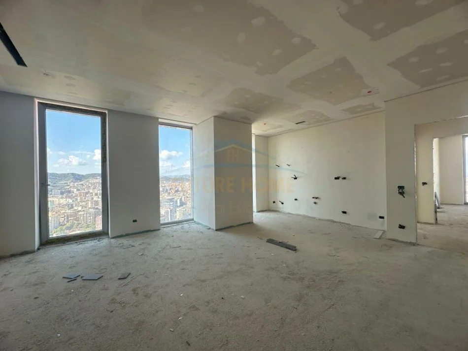 Tirane, shes apartament 2+1 Kati 21, 151 m² 573.000 € (Downtown 1, Rruga e Elabasanit)