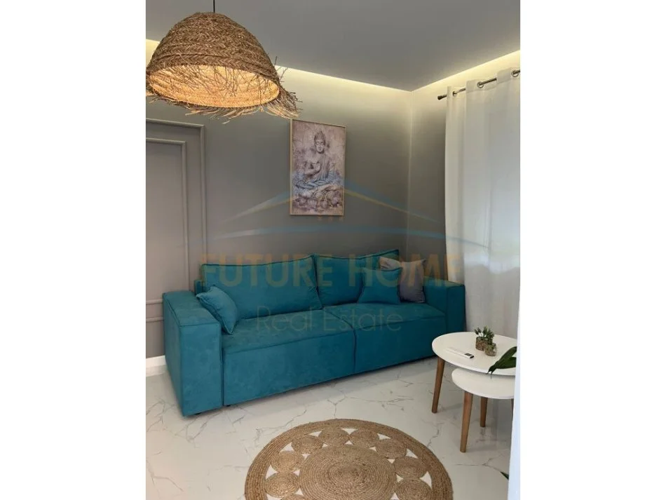 Tirane, jepet me qera 2+1 Kati 5, 70 m² 850 € (Myslym Shyri)