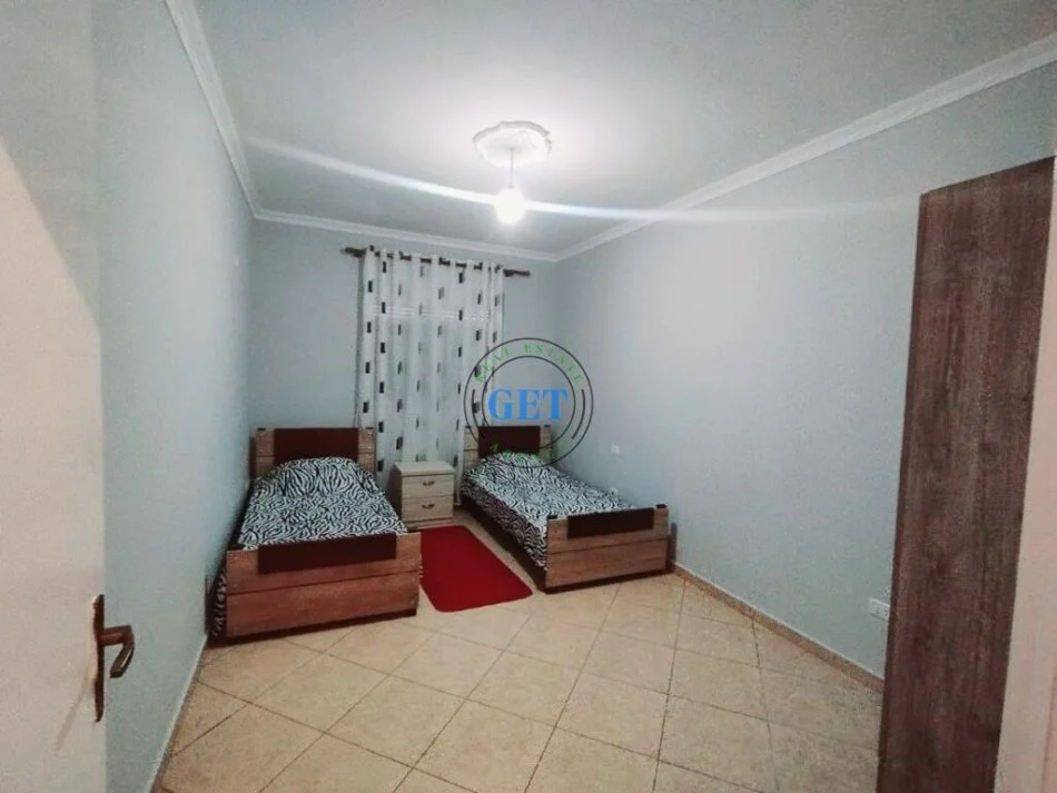 Durres, jepet me qera apartament 2+1+Ballkon Kati 6, 82 m² 400 € (Plazh Iliria, Durres)