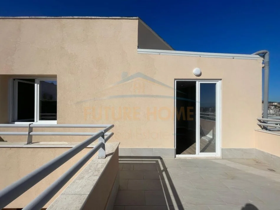 Durres, shitet apartament 2+1 Kati 9, 74 m² 123.000 € (Kazazi,Durres)
