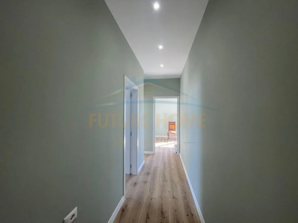 Durres, shitet apartament 2+1 Kati 9, 74 m² 123.000 € (Kazazi,Durres)