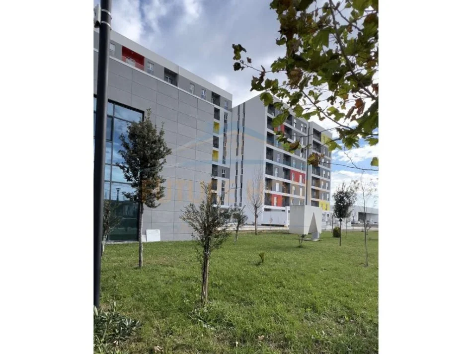 Tirane, shitet ambjent biznesi Kati 2, 138 m² 125.000 € (QTU)