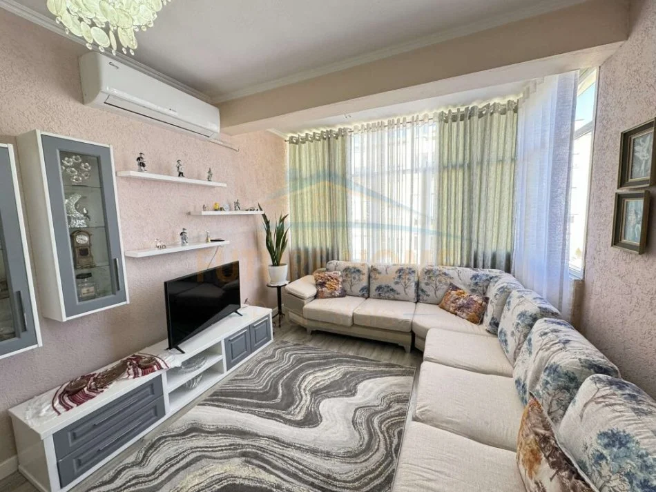 Tirane, shitet apartament 2+1+Aneks+Ballkon Kati 7, 93 m² 129.000 € (Yzberisht)