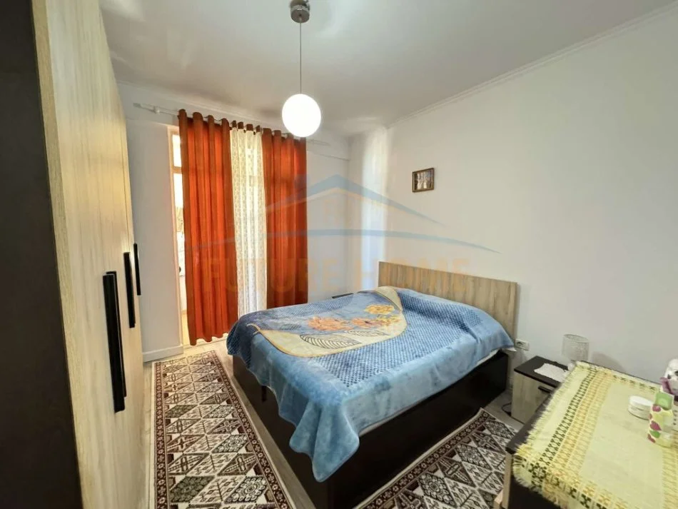 Tirane, shitet apartament 2+1 Kati 7, 81 m² 129.000 € (YZBERISHT)
