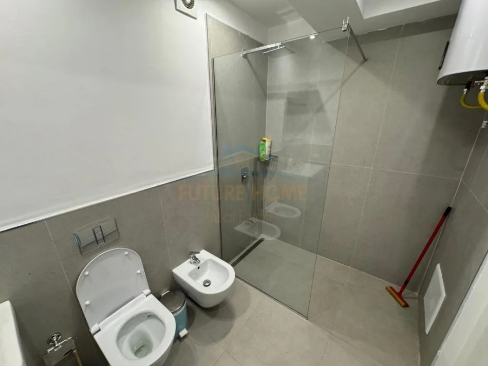 Tirane, shitet 1+1 Kati 3, 84 m² 128.000 € (Vasil Shanto)