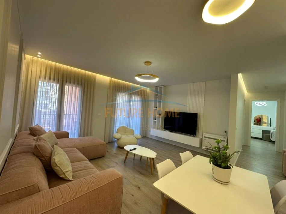 Tirane, jepet me qera apartament 2+1 Kati 2, 83 m² 1.400 € (Rruga e Kavajes)