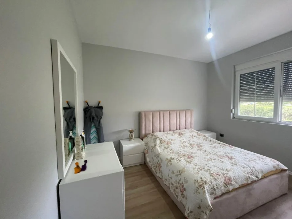 Tirane, shitet apartament 2+1 Kati 3, 90 m² 135.000 € (loni ligori)