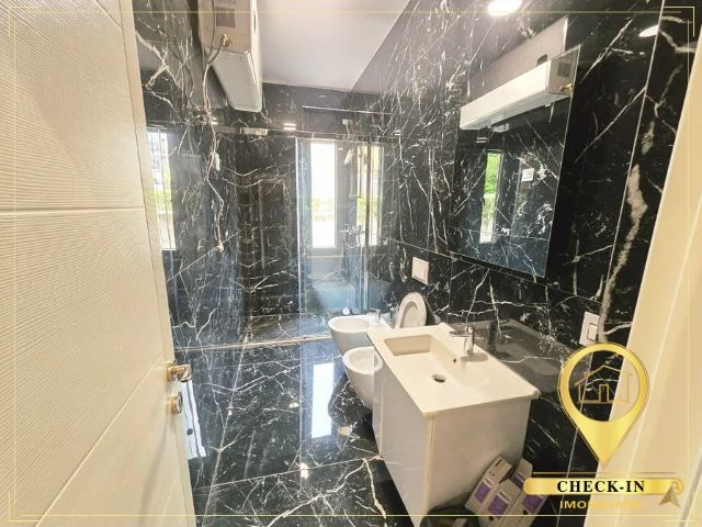 Tirane, jepet me qera apartament 2+1+Aneks+Ballkon Kati 3, 110 m² 900 € (Rruga Kodra e Diellit)