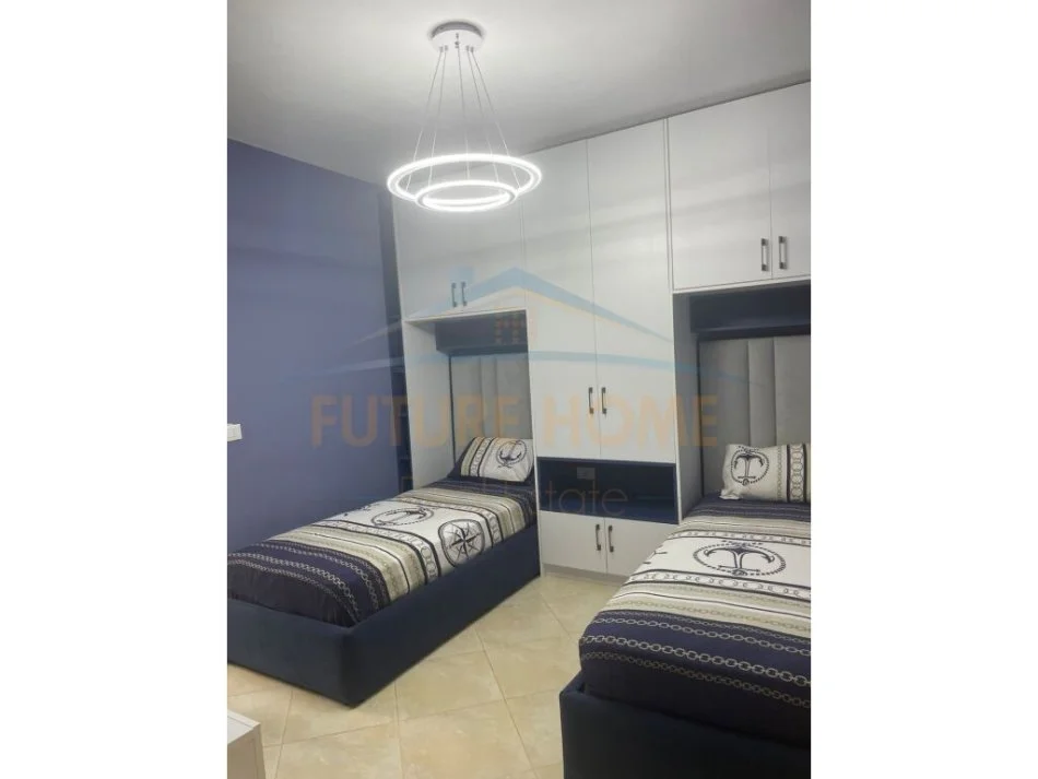 Durres, shitet apartament 2+1+Ballkon Kati 2, 105 m² 160.000 € (Shkembi i Kavajes, Durres)