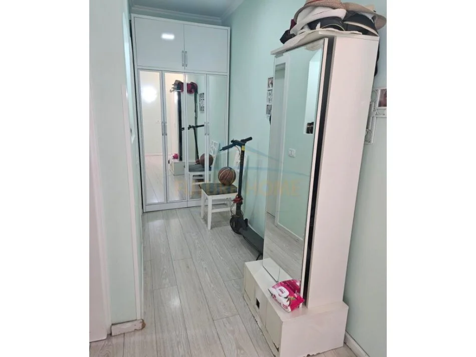 Tirane, shitet apartament 3+1 Kati 5, 86 m² 205.000 € (SHESHI WILLSON)