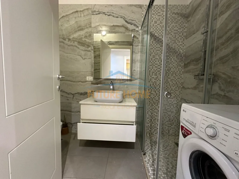 Tirane, jepet me qera apartament 2+1 Kati 2, 109 m² 1.200 € (delijorgji)