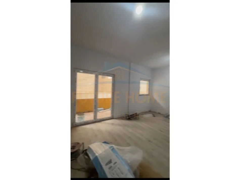 Durres, shitet apartament 2+1+Ballkon Kati 1, 84 m² 115.000 € 