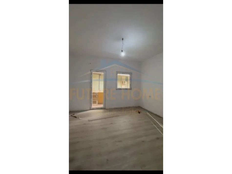 Durres, shitet apartament 2+1+Ballkon Kati 1, 84 m² 115.000 € 