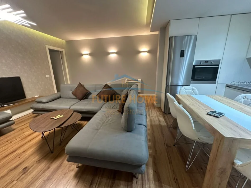 Tirane, jepet me qera apartament 2+1 Kati 2, 109 m² 1.200 € (delijorgji)