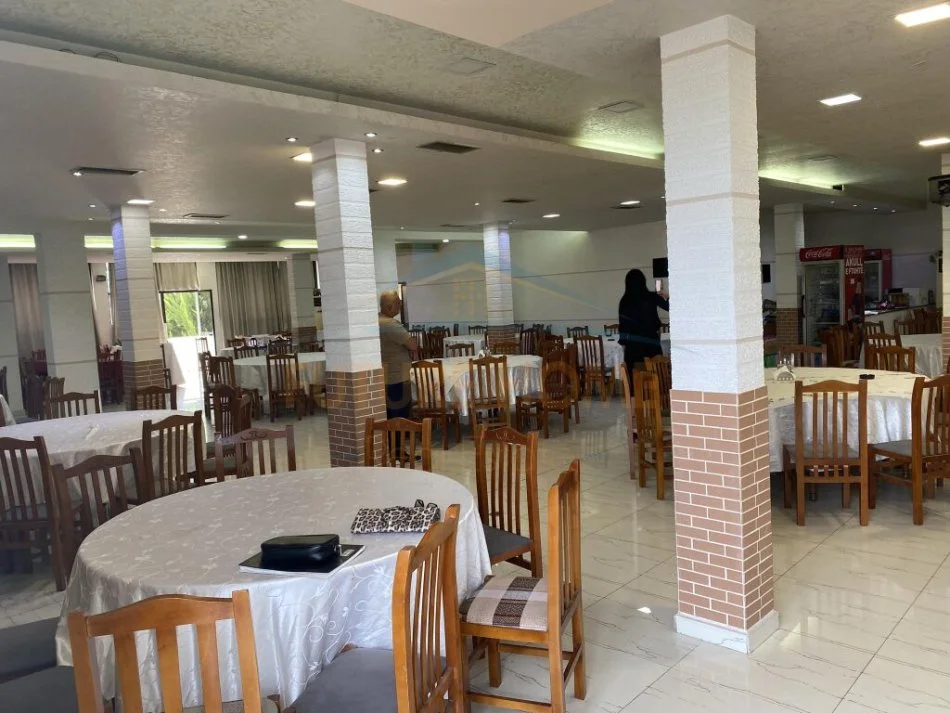 Qera ambjent biznesi Kati 1, 326 m² 2.000 € (Yzberisht)