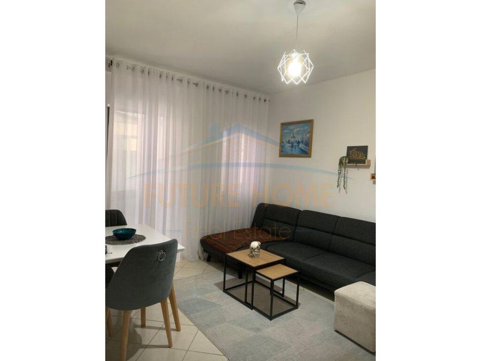 Durres, shitet apartament 1+1 Kati 3, 78 m² 75.000 € (Prane Hotel &quot;Palace&quot;, Durres)