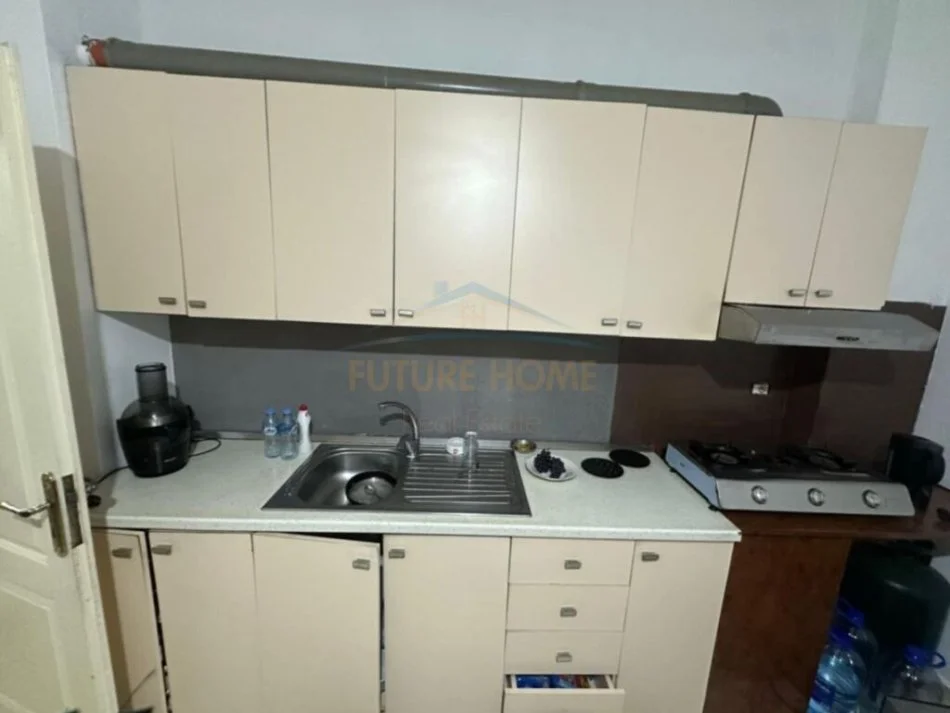 Tirane, shitet apartament 1+1+Ballkon Kati 1, 54 m² 64.500 € (Fresk)