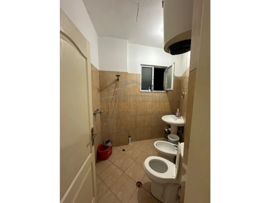 Tirane, shitet 1+1 , 54 m² 64.500 € (Rruga Shefqet Kuka)