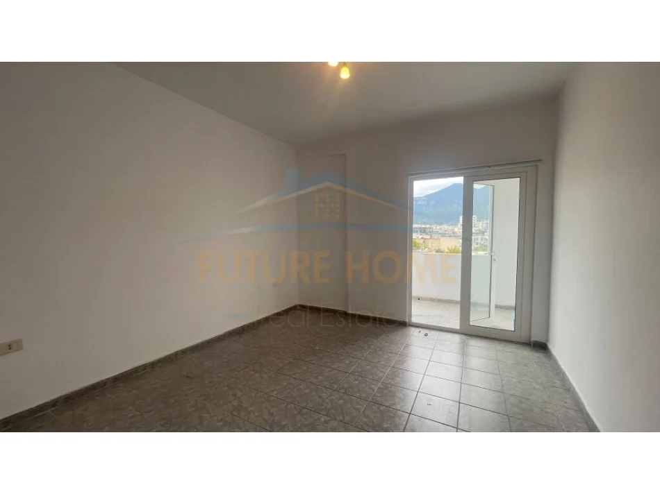 Tirane, shitet apartament 1+1 Kati 6, 88 m² 125.000 € (Rruga Bardhyl)