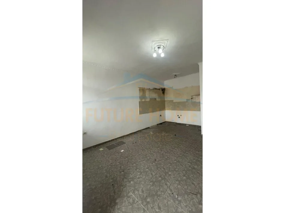 Tirane, shitet apartament 2+1 Kati 6, 88 m² 125.000 € (Rruga Bardhyl)