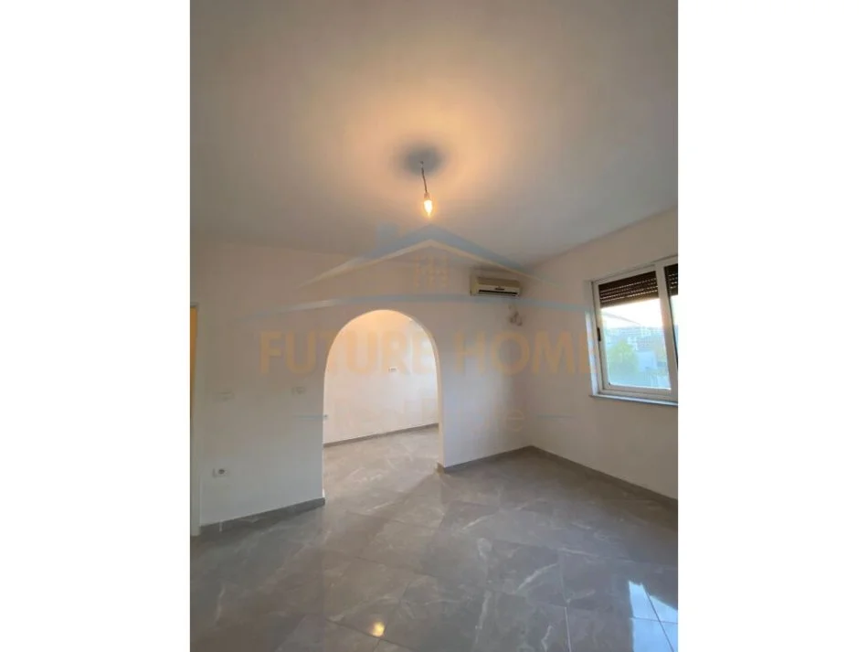 Durres, shitet apartament 1+1+Ballkon Kati 4, 57 m² 67.000 € (durres)