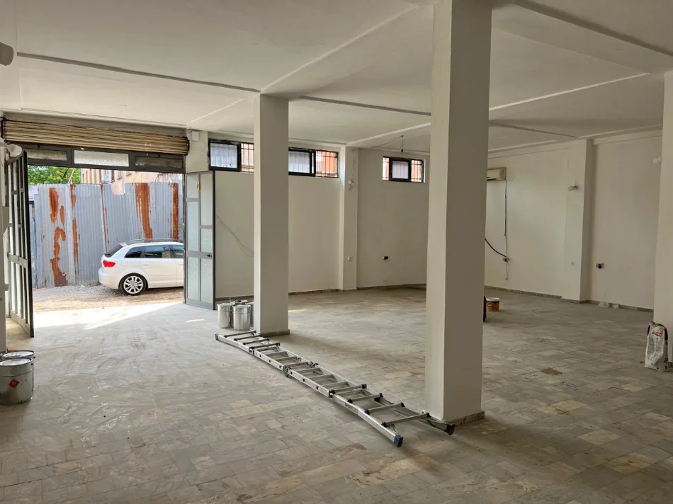 Tirane, jepet me qera ambjent biznesi Kati 0, 170 m² (RRUGA E DIBRES) MLS # 530581011-19