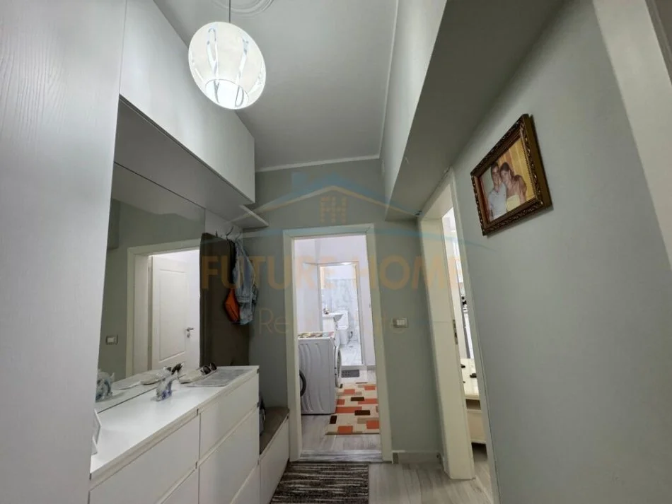 Durres, shitet apartament 1+1+Ballkon Kati 2, 59 m² 42.000 € (KAVAJE)