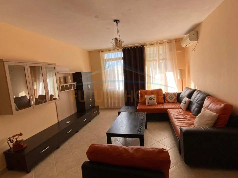 Tirane, jepet me qera apartament 2+1 Kati 4, 125 m² 650 € (SHKOLLA E BALETIT TIRANE)