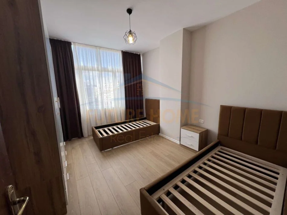 Tirane, shitet apartament 2+1 Kati 7, 89 m² 120.000 € (Unaza Re)