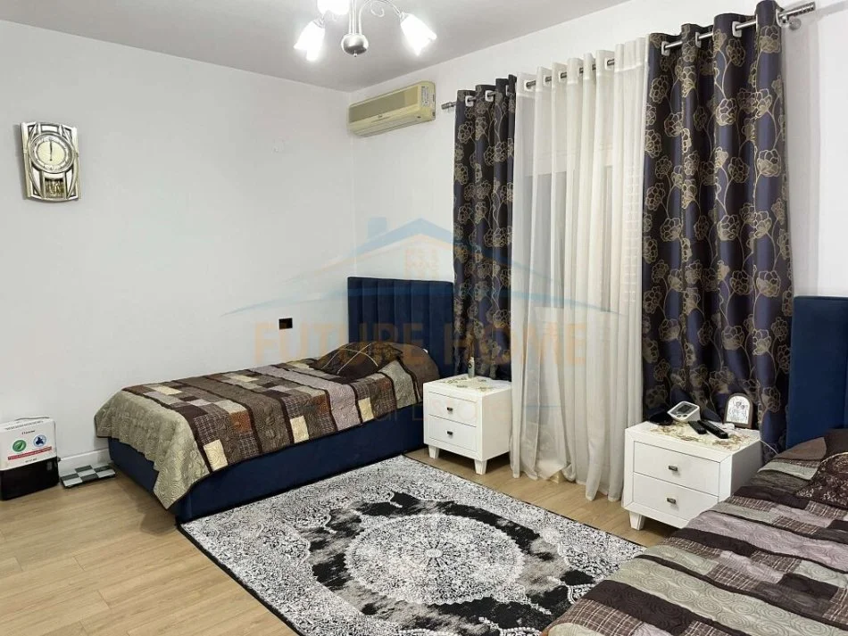 Tirane, shitet apartament 5+1 Kati 0, 565 m² 350.000 € (vore)
