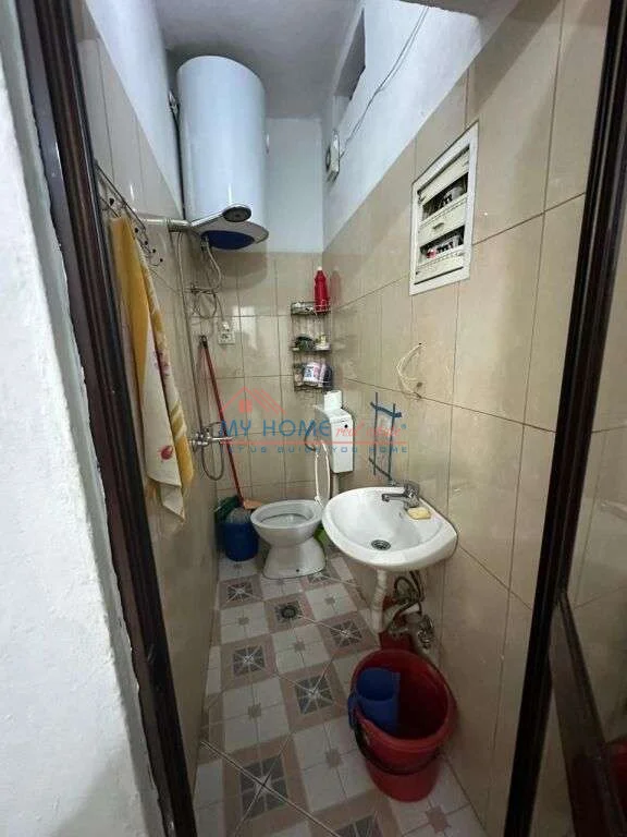 Tirane, shitet apartament 3+1+Aneks+Ballkon Kati 1, 103 m² 170.000 € (Mine Peza)