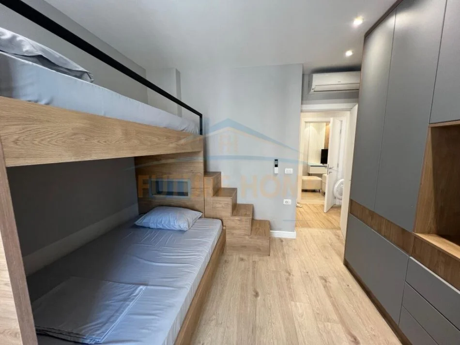 Tirane, shitet apartament 2+1+Aneks+Ballkon Kati 4, 94 m² 161.613 € (Dogana)