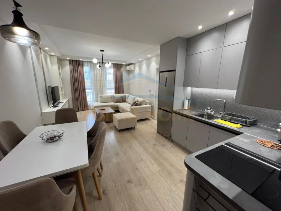 Tirane, shitet apartament 2+1+Aneks+Ballkon Kati 4, 94 m² 161.613 € (Dogana)