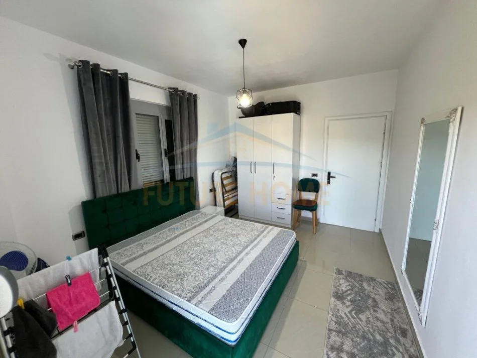 Durres, shitet apartament 1+1+Ballkon Kati 2, 52 m² 80.000 € (Golem)