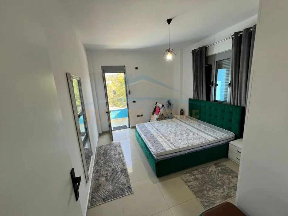 Durres, shitet apartament 1+1+Ballkon Kati 2, 52 m² 80.000 € (Golem)