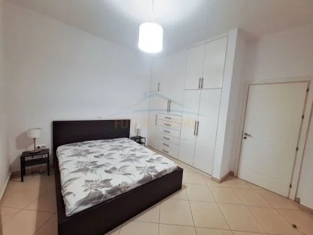 Qera, Apartament 2+1+2 ( Kati i 2 i nje Vile), Rruga e Miqesise, Durres. AREA45494